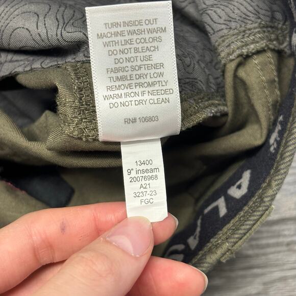 Alaskan Hardgear Digital Camouflage Mens 44 Nylon Utility Hiking Tactical Shorts - Picture 5 of 11